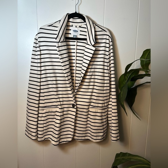 Old Navy Black and White Striped Blazer Women’s Size XXL - Picture 2 of 9